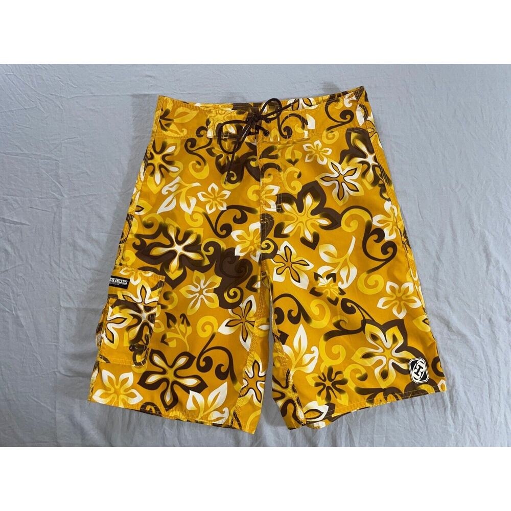Counter Culture Vintage Quick Dry Cargo Board Shorts. Yellow Floral, Men's 30.